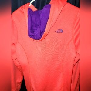 The north face sweater